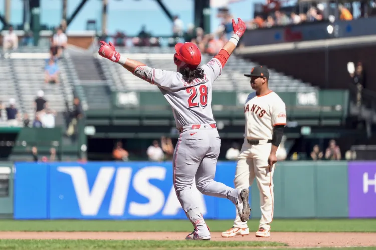 Hill goes 3 for 4; Reds top Giants